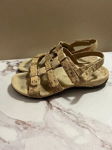 Women Vionic Orthaheel Amber Strappy Sandal Gold Cork Size 8 - Picture 1 of 10