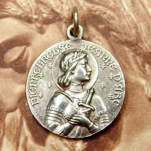 Blessed Joan of Arc, Jeanne D'Arc. By Tschudin. French Antique Religious Medal. - Picture 1 of 5