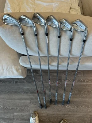 Titleist CB 620 irons - Image 1 of 4
