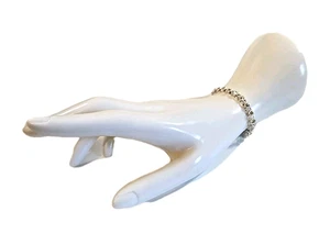 Ladies Signed Avon Rhinestone Tennis Bracelet 8" Silver Tone Costume Jewelry - Picture 1 of 10