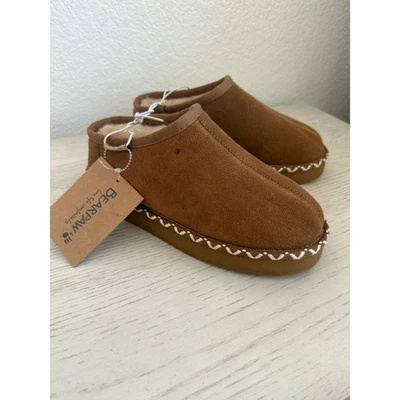 Chinelos baixos BearPaw Martis Mule plataforma de camurça forrado de lã quente EUA tamanho 5  - Imagem 1 de 4