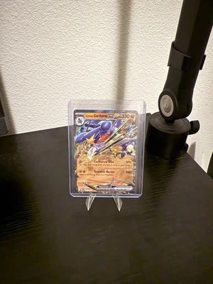 Cynthia's Garchomp ex 104/182 Sv10: Destined Rivals Holo - Image 1 of 2
