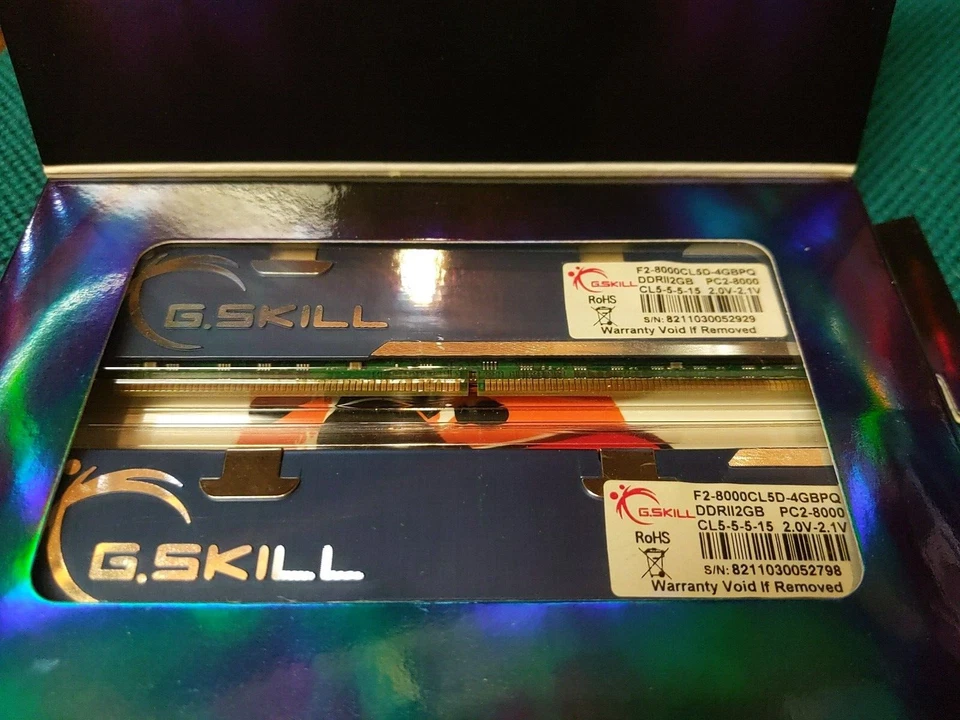 G.SKILL 4GB Kit (2x2GB) DDR2 SDRAM PC2-8000 Desktop Memory RAM F2-8000CL5D-4GBPQ - Image 1 of 4