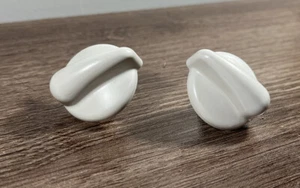 GE Refrigerator : Temperature Control Knob (WR2X10570 / WR02X10570) Set Of 2 - Picture 1 of 9