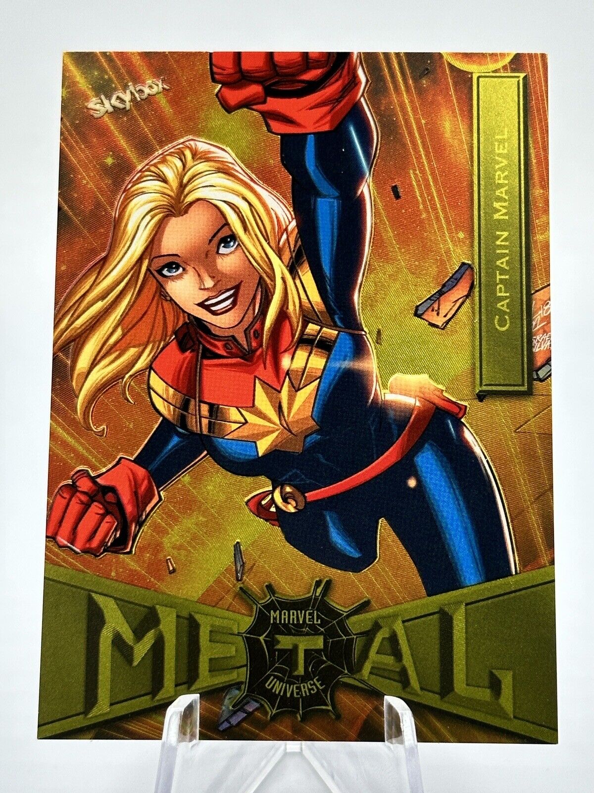 2021 Skybox Marvel Metal Universe Spider-Man | Captain Marvel #17 Yellow Foil