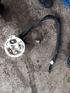 Volvo V60 2014 Diesel in tank fuel pump level sender 31274669 VOV15490 - Picture 1 of 5
