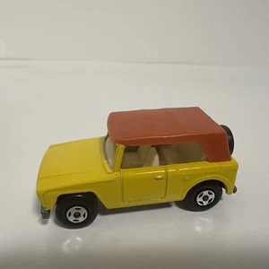 Matchbox Superfast n.18 Field Car rara 4 razze ruote strette - Foto 1 di 1