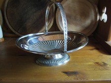 ANTIQUE MAPPIN & WEBB SILVER PLATED SWING HANDLE CAKE BASKET OR FRUIT DISH