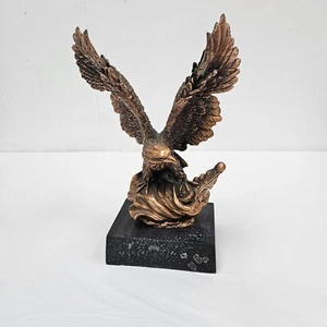 Vintage American Eagle Statue W/Open Wings & USA Flag Metal Figurine Bronze - Picture 1 of 7