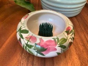 Maine S Designs Artisan Pottery Ikebana 4" Vase w/ Frog Insert Floral Handmade - Picture 1 of 14