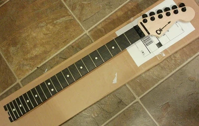 Original Charvel Pro Mod So Cal Maple Ébano Strat San Dimas Velocidad 22 Traste Mástil. Foto 1 de 4