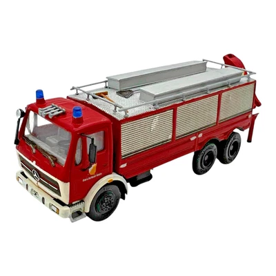Herpa Mercedes-Benz 1017 K NG 6x4 Werk-Feuerwehr mit Kran HIAB H0 Modell - Bild 1 von 3