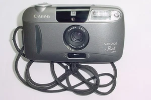 Canon Sure Shot Sleek SAF 35mm Film Point & Shoot Compact Camera 32/3.5 Lens - Picture 1 of 5