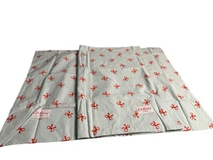 NIB Cath Kidston London Bow Ruby Sage Standard Pillowcase Pair 21x28" 200 Thread - Picture 1 of 6