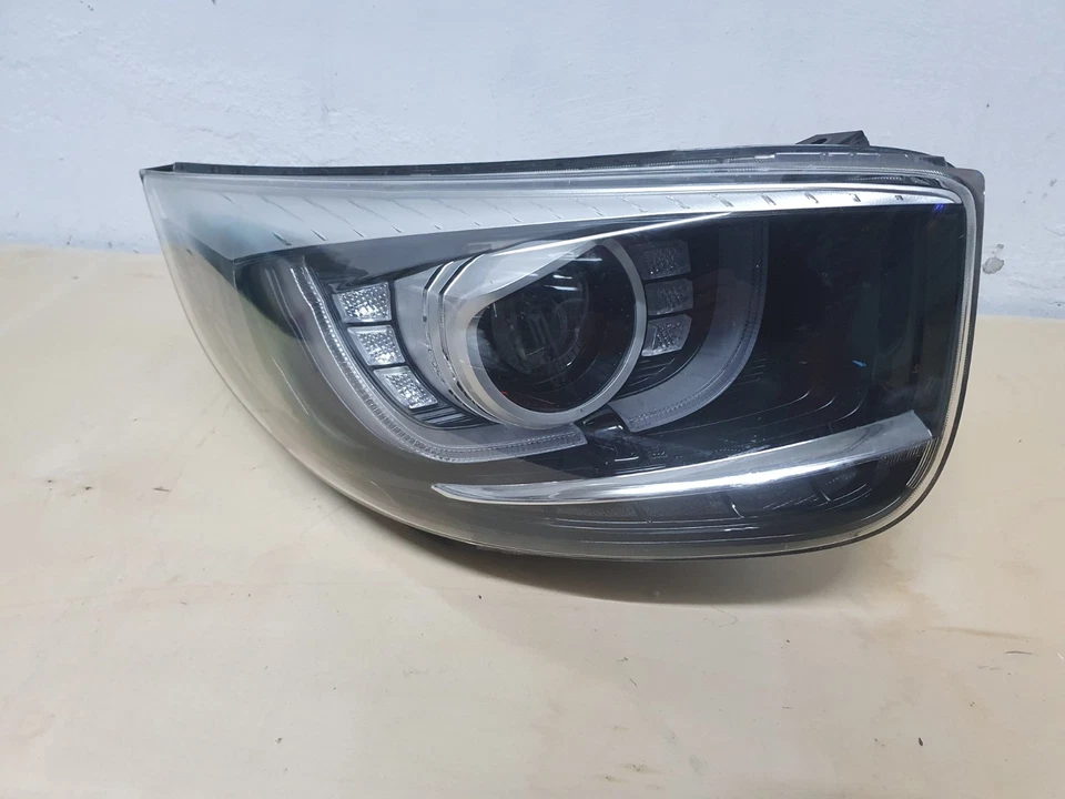 Kia Picanto JA MK3 2017-2020 Headlight Headlamp Right Drivers LED 92102-G63 - Bild 1 von 4
