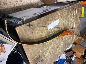 Vintage Bear Grizzly Recurvebogen 56" 45# Glas Jagdbogen Pfeil Bogenschießen - Bild 1 von 18