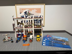 LEGO CITY (4207)  City Garage  Pre Owned Complete*