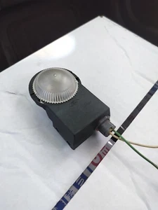 Lincoln Mark VIII 97 98 Trunk Light  - Picture 1 of 13