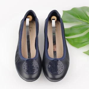 Clarks Womens Gracelin Lola Flat Size 8.5 Navy Blue Leather Ballet Shoe Comfy - Picture 1 of 13