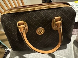 brand new LA TOUR eiffel 1887 bad - Picture 1 of 4