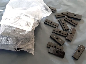 Clips básicos para terrazas Mydek CB01.02 de metal (bolsa de 70) - Imagen 1 de 4