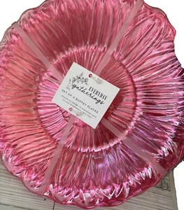 Everyday Gathering Buffet Plates Pink Flower Plastic Set Of 4 - Picture 1 of 6