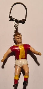 SOCCER /VOETBAL : Vintage Soccerplayer Keychain ... 60's / 70's ... Collectable - Picture 1 of 2