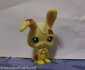 Littlest Pet Shop Yellow Bunny with Mud Splatters #972 New Loose - Picture 1 of 1