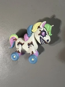 Stanley Horse FNAF The Twisted Ones Hot Topic Exclusivo 1/72 Mystery Mini - Imagen 1 de 1