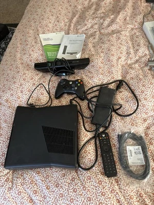 Authentic Xbox 360 Console S With Kinect 4GB, Controller, And Remote Control - Image 1 of 4