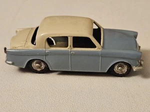 LESNEY HILLMAN MINX No.43 EXCELLENT CONDITION DIECAST MODEL ENGLAND π¬π§ - Picture 1 of 13