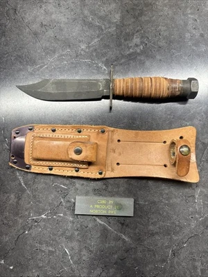 Cuchillo de supervivencia Camille Pilot 5-1984. Con funda y piedra húmeda Norton original.  Foto 1 de 4