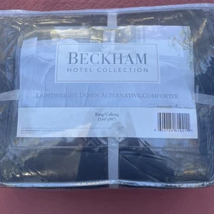 Beckham Hotel Collection Lightweight Down Alternative Comforter Slate Gray. - Picture 1 of 12