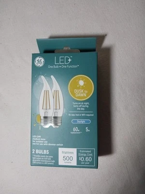 Light Bulb 2pk GE LED+ Dusk Dawn 60W Daylight Candle Great Stocking Stuffer NEW - Image 1 of 4