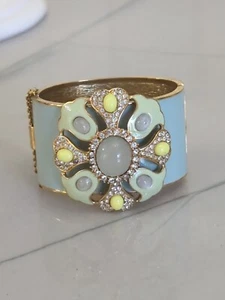 J.Crew Enamel Rhinestone Cabochon Lucite gems Hinged Bangle Bracelet Statement - Picture 1 of 9