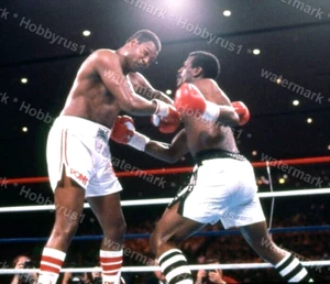 Michael Spinks vs Larry Holmes II 1986 Original 35mm Photo Slide - Picture 1 of 2