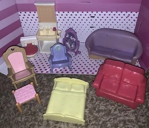 Lote de muebles Fisher Price Loving tamaño familiar muñecas - Imagen 1 de 1