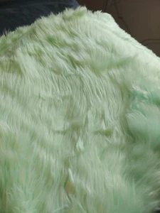 mint faux fur 1 x .5 yard - Picture 1 of 3