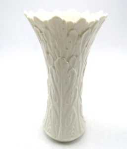 Lenox USA Green Mark Porcelain Woodland Vase 8½ inches High - Picture 1 of 6