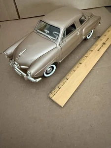 Road Signatures 1:18 1950 Studebaker Champion - Picture 1 of 16
