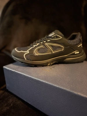 Dior Trainers - Image 1 of 4