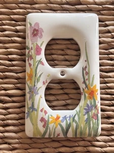 Cubierta de toma eléctrica floral acuarela cerámica vintage dúplex - Imagen 1 de 7