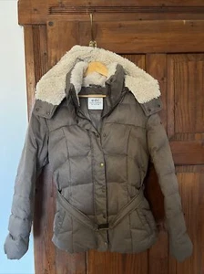 Warme Daunen Jacke Parker ESPRIT Gr L ,M mit abnehmbarer Kapuze Braun , Gürtel! - Bild 1 von 5