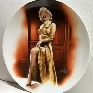 Marilyn Monroe "Monkey Business" Collectors Plate By Delphi - Picture 1 of 9