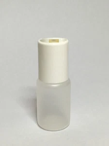 20ml PP Plastic Opaque Cylindrical Bottles + White Disc Top Cap ANY AMOUNT - Picture 1 of 3