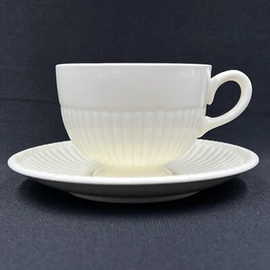 Wedgwood Etruria Barlaston Queensware EDME Teacup & Saucer (Crazing On Saucer) - Picture 1 of 12