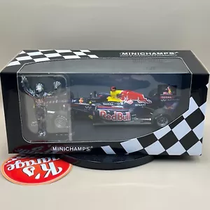 MINICHAMPS 1/18 Red Bull Renault RB7 Sebastian Vettel Spanish GP 2011 113110501 - Picture 1 of 16