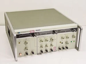 HP 3711A IF BB Transmitter with 3791B BB Module and 70Hz Variable Sweep - Picture 1 of 8