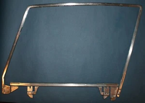 1956 - 1962 CORVETTE SIDE WINDOW FRAME, VERY GOOD CONDITION, ORIGINAL - Bild 1 von 6