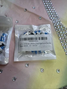 20 Pcs 7x7x9 Mm Unlocking Single Row  Button Switches - Picture 1 of 4